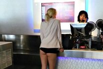 
Aux États-Unis, le secrétaire aux Transports Sean Duffy a trouvé le coupable idéal des incivilités à bord : le pyjama en po