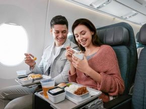 Cathay Pacific s’est associée à un groupe de restauration hongkongais de renom, Black Sheep Restaurants, pour améliorer son o