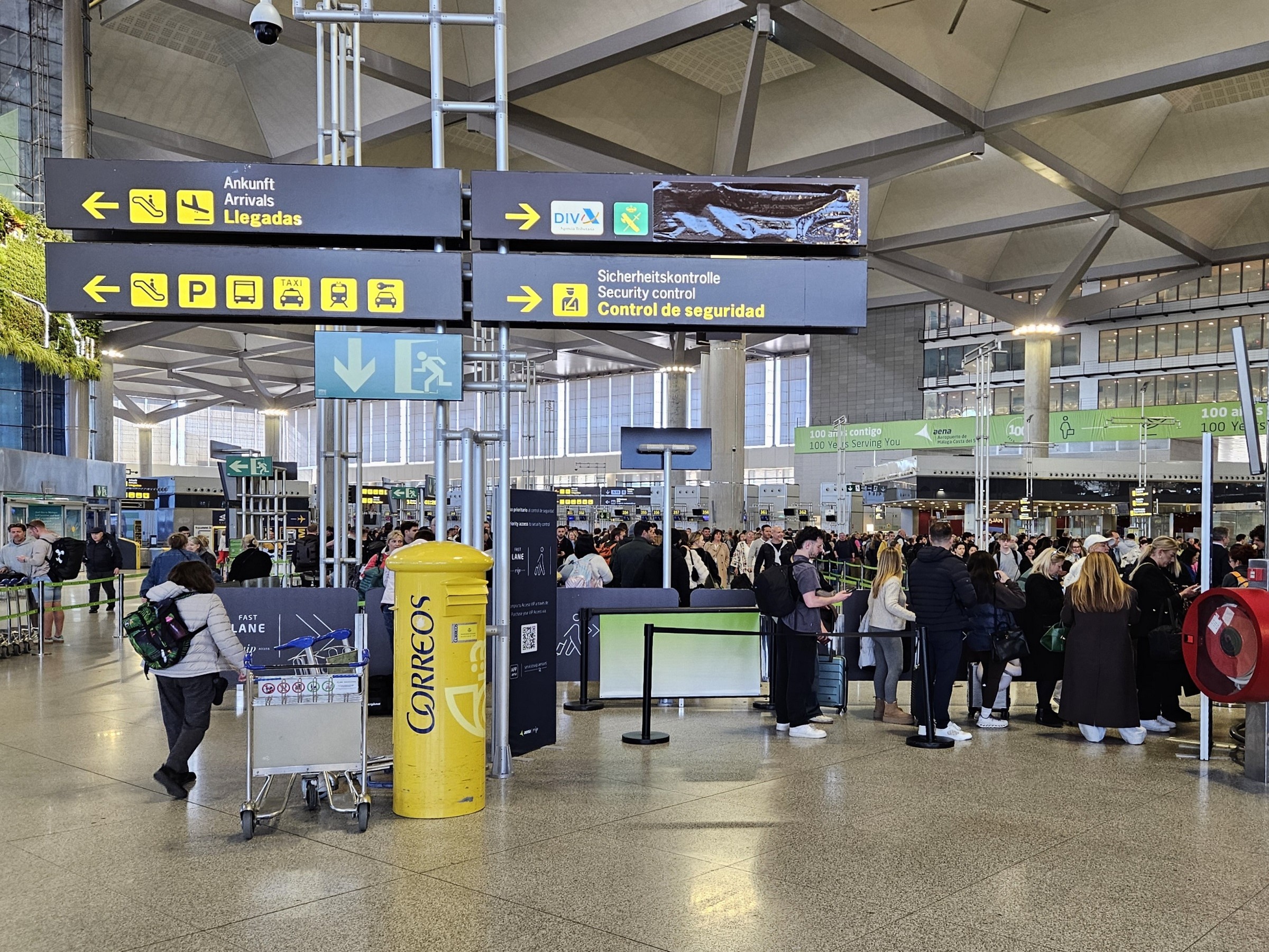 Ryanair, toujours première compagnie aérienne en Espagne, tout en se retirant des aéroports régionaux 10 Air Journal