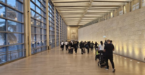 
La demande mondiale de transport aérien de passagers a diminué de 0,8% en août 2026 par rapport au même mois de 2025, selon l