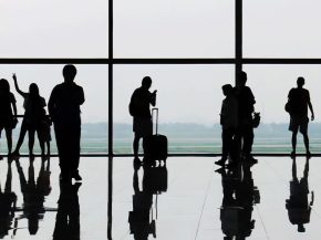 
L’administration Trump prévoit de durcir encore le contrôle des voyageurs dispensés de visa, en rendant obligatoire la commu