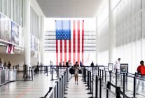 
Les États-Unis renforcent le contrôle des réseaux sociaux dans le cadre des demandes de visas. La mesure vise désormais les j
