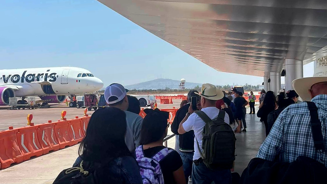 Assassinat d’El Mencho : des centaines de vols annulés, les routes de l’ouest mexicain paralysées 1 Air Journal Assassinat d’El Mencho : des centaines de vols annulés, les routes de l’ouest mexicain paralysées 1 Air Journal