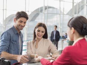 


Dans son dernier indice d avril, la Direction générale de l’aviation civile (DGAC) signale que les prix des billets d’avi