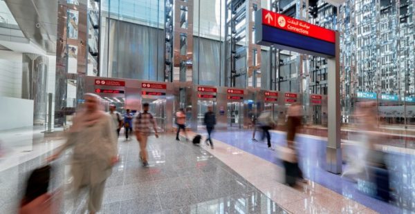 
Un accord interligne entre deux compagnies aériennes est un accord commercial qui permet à ces compagnies de coopérer en facil