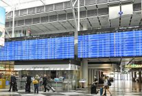 
Avec 43,4 millions de passagers, un trafic en hausse de 4,4% et un fret aérien désormais supérieur de 2% à son niveau d’ava