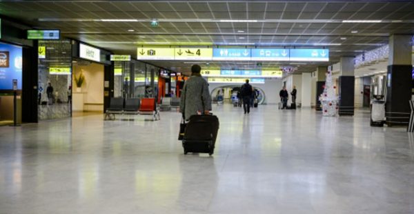 
Le trafic observé le mois dernier dans les aéroports français par la DGAC représente 13,7% de ce qu’il était en mars 2019,