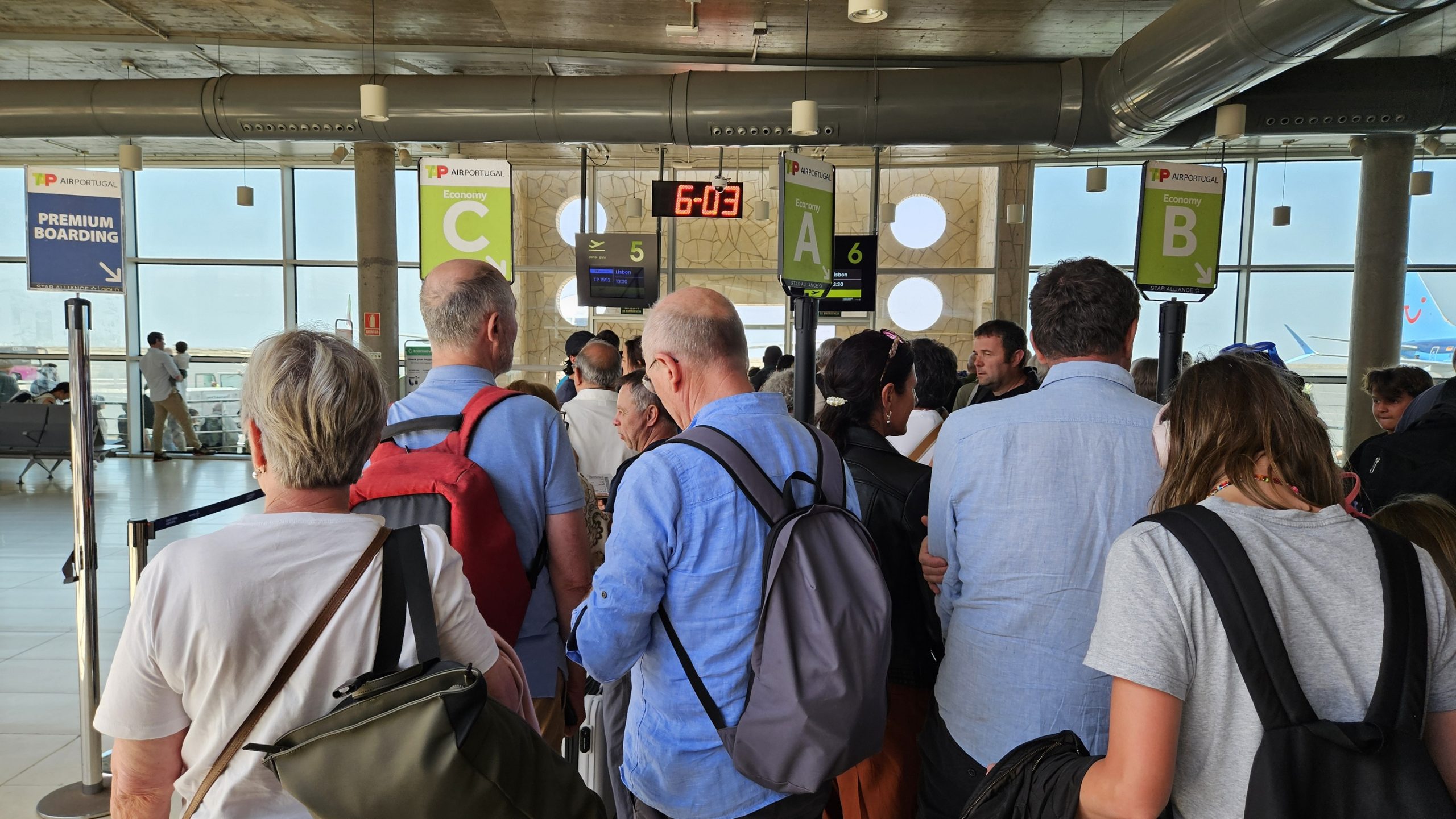 Retards, bagages cabine, enfants : l’Europe s’apprête à redéfinir les droits des passagers aériens 1 Air Journal