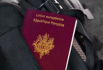 
EasyJet a été condamnée par le tribunal judiciaire de Lyon à verser près de 5 000 euros à un passager après avoir refusé 