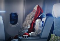 
Passer le réveillon de Noël en Laponie suédoise offre l’occasion de découvrir l’un des environnements les plus caractéri