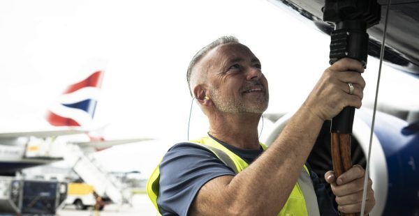 
Alors que la guerre en Iran a pratiquement coupé le détroit d’Ormuz, principal corridor des exportations de produits pétroli