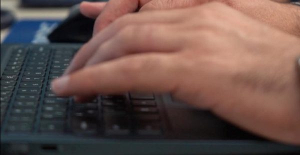 
Un informaticien australien de 44 ans, Michael Clapsis, a été condamné à sept ans et quatre mois de prison pour avoir install