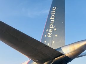 
Annoncée au printemps 2025 et validée à l’automne par les actionnaires de Mesa Air, la fusion avec Republic Airways Holdings