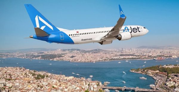 
La Turquie affirme désormais sa place parmi les grands hubs aériens mondiaux : la capacité annuelle de ses aéroports dépasse