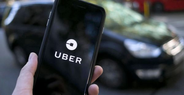 
Uber a annoncé qu elle allait lancer cet été au Royaume-Uni une fonctionnalité qui permettra aux utilisateurs de réserver de