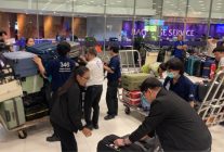 
Thai Airways tente de rétablir progressivement ses opérations après une semaine de fortes perturbations provoquées par les in