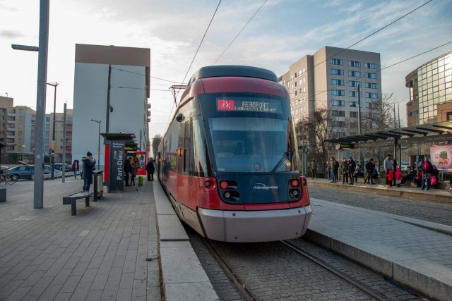 Lyon Saint-Exupéry : le Rhônexpress suspendu temporairement, les usagers pris en charge en taxi 1 Air Journal
