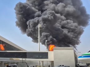 Aéroport de Riyad : une nouvelle attaque présumée au missile des Houthis fait des dizaines de blessés 1 Air Journal