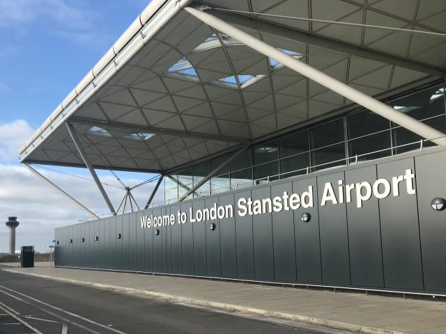 Londres Stansted dévoile de nouvelles routes en 2024, dont Nice