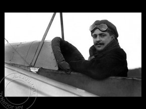 
Histoire de l’aviation – 10 octobre 1920. Jusqu’au dernier instant, le meeting aéronautique de Buc aura offert un magnif