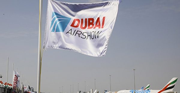 
Au salon aéronautique de Dubaï cette semaine, Emirates présente toute sa flotte d avions, notamment le dernier superjumbo A380