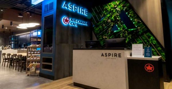
Air Canada a inauguré son tout nouveau Café Air Canada, en collaboration avec l enseigne Aspire de Swissport, à l aéroport To