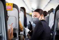 
Les personnels navigants dans les avions sont exposés à un risque accru de cancers de la peau (épidermoïdes et mélanomes) et