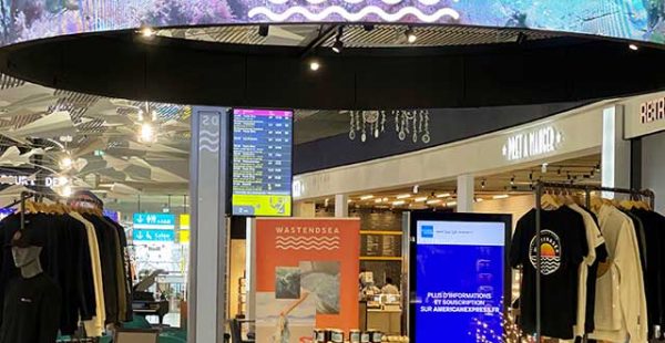 
A l aéroport de Toulouse-Blagnac, Wastensea et Blooom, deux enseignes écoresponsables se sont implantées dans le hall d’emba
