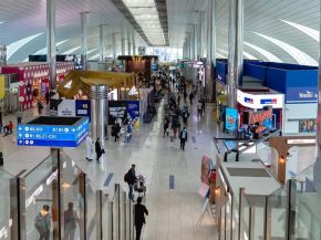 
Un banal objet trouvé s’est transformé en énigme inhabituelle à l’aéroport international de Dubaï (DXB). Une veste cont