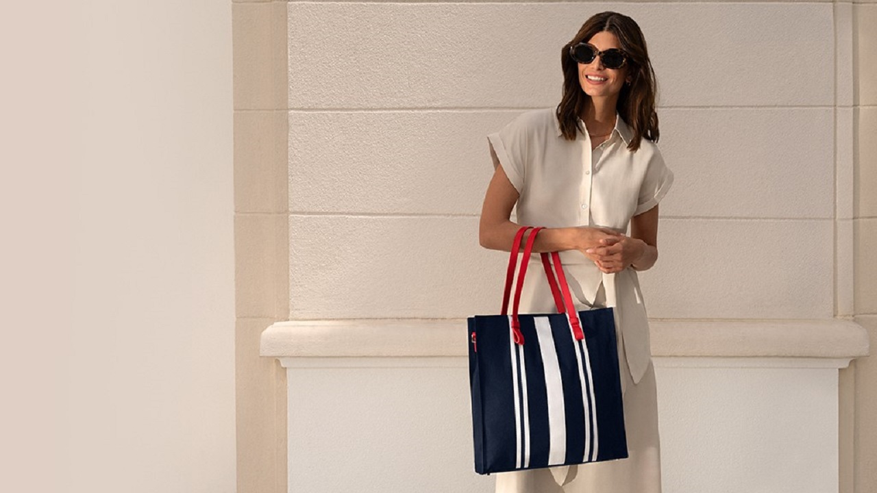 Shopping : Air France ouvre un pop-up au Bon Marché Rive Gauche pour un Noël chic et aérien 4 Air Journal