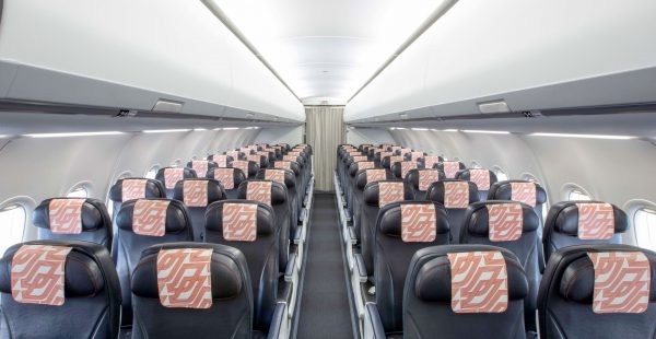 
Un premier Airbus A320 d’Air France modernisé avec les coffres à bagages ECOS (Efficient Cabin Open Space) de Safran Cabin, i