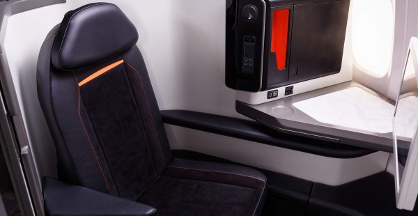 
L équipementier STELIA Aerospace annonce la commercialisation de son tout nouveau fauteuil classe Affaires spécialement conçu