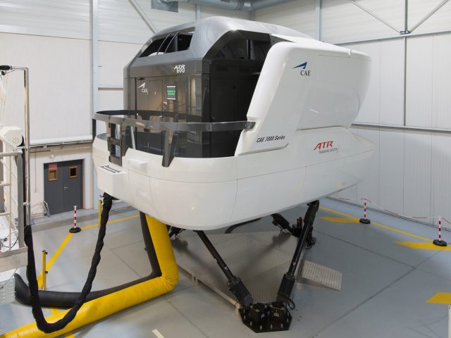 Tunisair Express et ATR renforcent leur partenariat dans la formation de pilotes 1 Air Journal