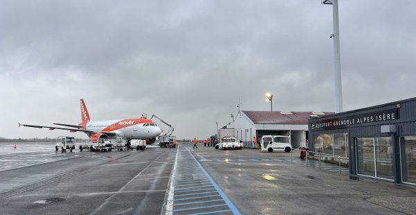 
Les aéroports alpins Chambéry-Savoie-Mont Blanc et Grenoble-Alpes-Isère, opérés par VINCI Airports, ont démarré leur saiso