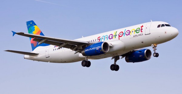Small Planet Airlines Cambodia a demandé au Secrétariat d Etat à l aviation civile (SSCA) cambodgien de suspendre immédiatemen