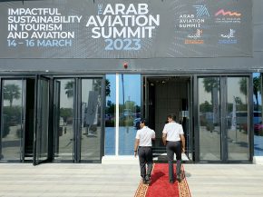 
La 10e édition du Sommet de l aviation arabe (Arab Aviation Summit) s est tenu jeudi à Ras Al Khaimah, un des émirats des Emir
