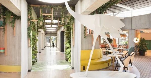 Le Novotel Paris-CDG Airport a inauguré le 10 octobre ses nouveaux espaces et ses chambres entièrement rénovées.

Selon la d