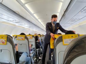 
Le SNPNC-FO représentant le personnel navigant commercial (PNC) de Vueling en France, insatisfait des négociations avec la dire