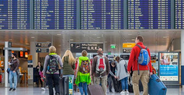 
L Association du transport aérien international (IATA) a annoncé pour mars 2023 une forte croissance de la demande de voyages a