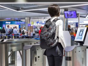 Aéroport de Paris (ADP) va lancer, dès le début de 2020, une expérimentation d une durée d un an pour proposer l utilisation 