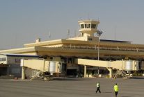 
L’Arabie saoudite va injecter 2 milliards de dollars dans la modernisation du transport aérien syrien, avec en ligne de mire l