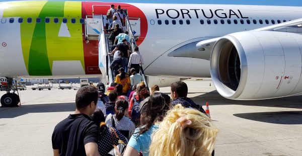 
TAP Air Portugal a dégagé un bénéfice de 80,3 millions d euros au deuxième trimestre, contre une perte de 80,4 millions sur 