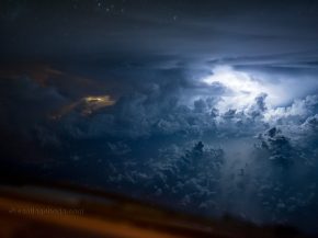 Santiago Borja,&nbsp;pilote de ligne de nationalité équatorienne, est reconnu et récompensé pour les impressionnantes photos d