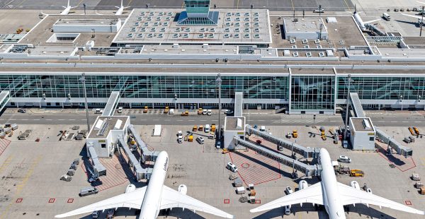 
Les passagers de Lufthansa sont invités à anticiper une journée très perturbée jeudi, après un appel à une grève de 24 he