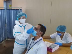 L’évolution de la pandémie de Covid-19 en Europe n’a toujours pas déclenché dans les aéroports français la mise en place