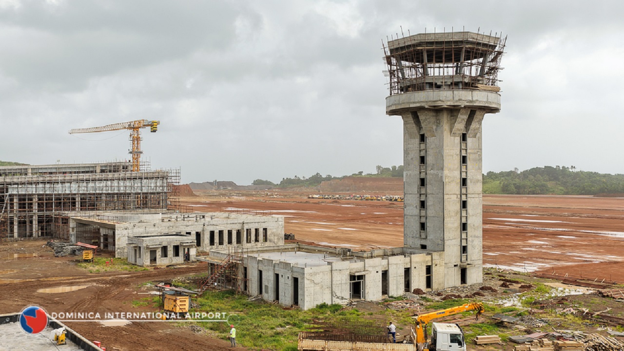 La Dominique : un aéroport international pour mieux ouvrir l’île au tourisme mondial