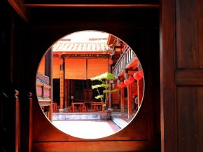 
Alors que le Japon est aujourd’hui confronté aux défis du surtourisme, Taïwan se présente comme une alternative encore pré