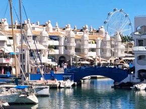 
Les réservations pour les vacances de la saison estivale 2026, qui s’annonçaient sous de bons auspices en février, marquent 