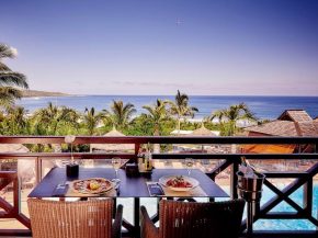 
Nichée au cœur de l’océan Indien, La Réunion séduit par la diversité de ses paysages et la richesse de son patrimoine cul