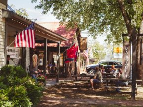 
Malgré le climat géopolitique tendu et une certaine animosité suscitée par Donald Trump, les États-Unis demeurent l’une de